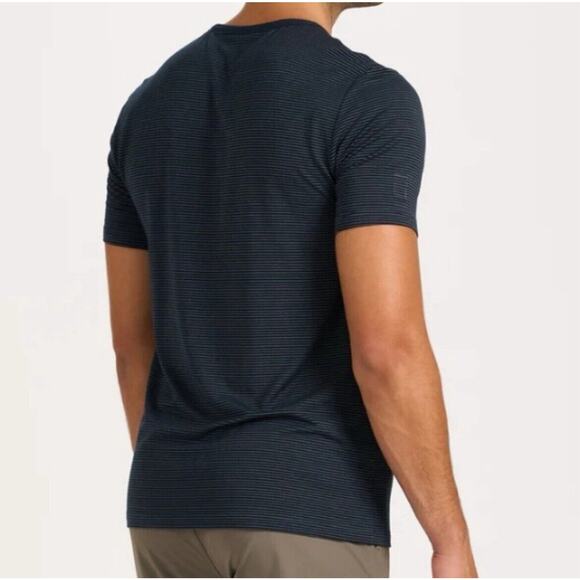 Vuori Shirt Men Ink Navy Blue Stripe Linear Tech Performance Short Sleeve Tee S - Picture 10 of 10